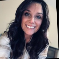 Kelli Leinenbach Email & Phone Number