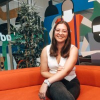 Ana Ramião Email