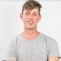 Yoni Raz Email