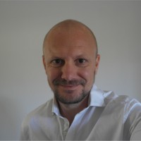 Bas Arends Email & Phone Number