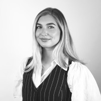 InsideHook Employee Olivia Sheehy's profile photo