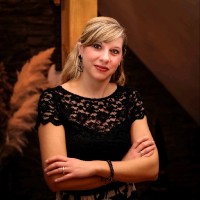 Tanja Rutz Email