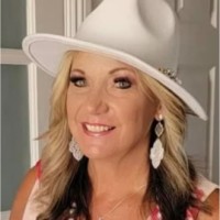 Collette McNamee Email & Phone Number
