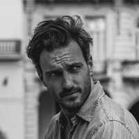 Frank van de Brug Email