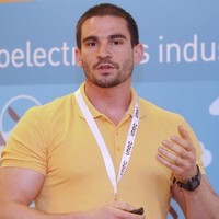 Meta Employee Roman Kaplan's profile photo