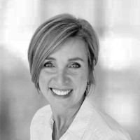Stephanie Walz Email