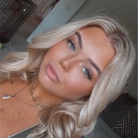 Lucy Houchin Email