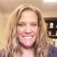 Currently looking for a new opportunity Employee Liz O.'s profile photo