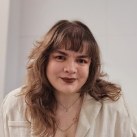 Eda Çakmak Email