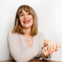Siân Louise Spicer Email