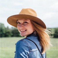 Alexandra Pfeffer Email & Phone Number