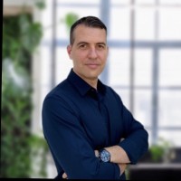 Email e telefono di Riccardo Brivio