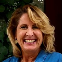Kelly Leversee Email & Phone Number