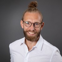Stefan Schüler Email