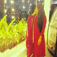 Uma Gadari Email & Phone Number