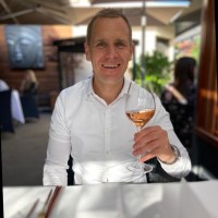 Léon de Jong Email