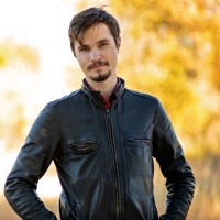 Ian Kirkpatrick Email & Phone Number