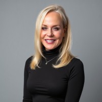 Lia Lundgren Email & Phone Number
