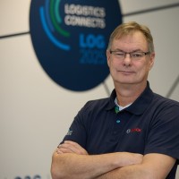 Thomas Bauch Email