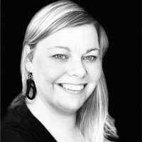 Kelly Swain Email