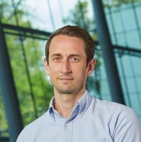 Tom Travers Email & Phone Number