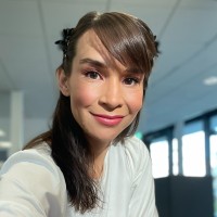 Patricia van der Hoek Email