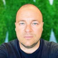 Mat Thomas Email