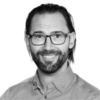 Jonas Petersen Email