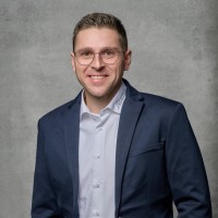 Daniel Geier Email
