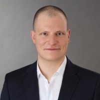 Simon Baumann Email