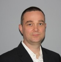 Email e telefono di Phil Neal