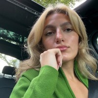 Egzona J Email