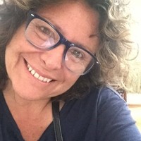 Claudia Aubert Email