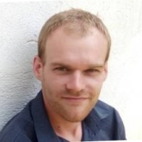 Philipp Wienecke Email