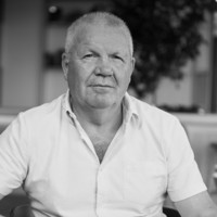 Robert Hart Email & Phone Number