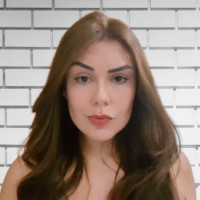 Larissa da Costa Email & Phone Number