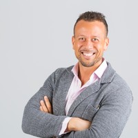 Patrick Schücke Email
