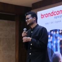 Shahiq Khan Email