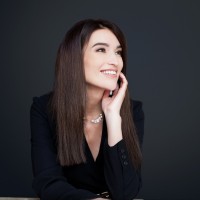 Margó Végh-Szécsi Email