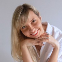 Agata Kuźma Email & Phone Number