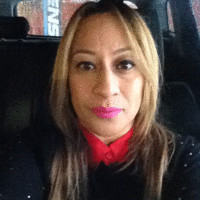 Leslie Flores Email & Phone Number