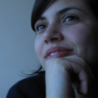 Vivian Rangel Email
