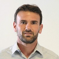 loginter sa Employee Fernando Roman's profile photo