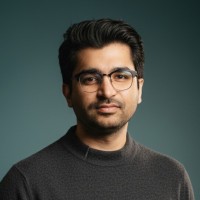 Email e telefono di Govind Kavaturi