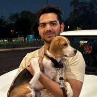 Oracle Employee Reshu Verma's profile photo