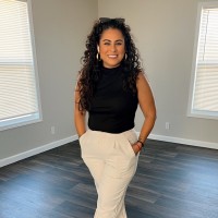 Vivid Services Employee Rosa Munguia's profile photo