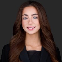 OM Financial Group Employee Hannah Nesbitt's profile photo