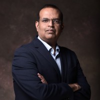 E-mail e número de telefone de Sanjay Kukreja