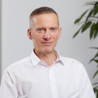 Bruce Black Email