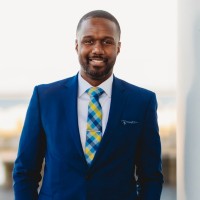BMO Harris Bank Employee Aaron Towns's profile photo